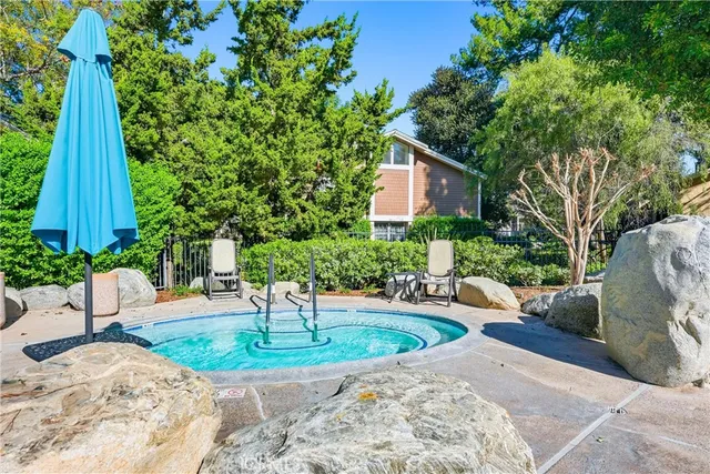 $499,999 | 85 Lakepines, Irvine, CA 92620