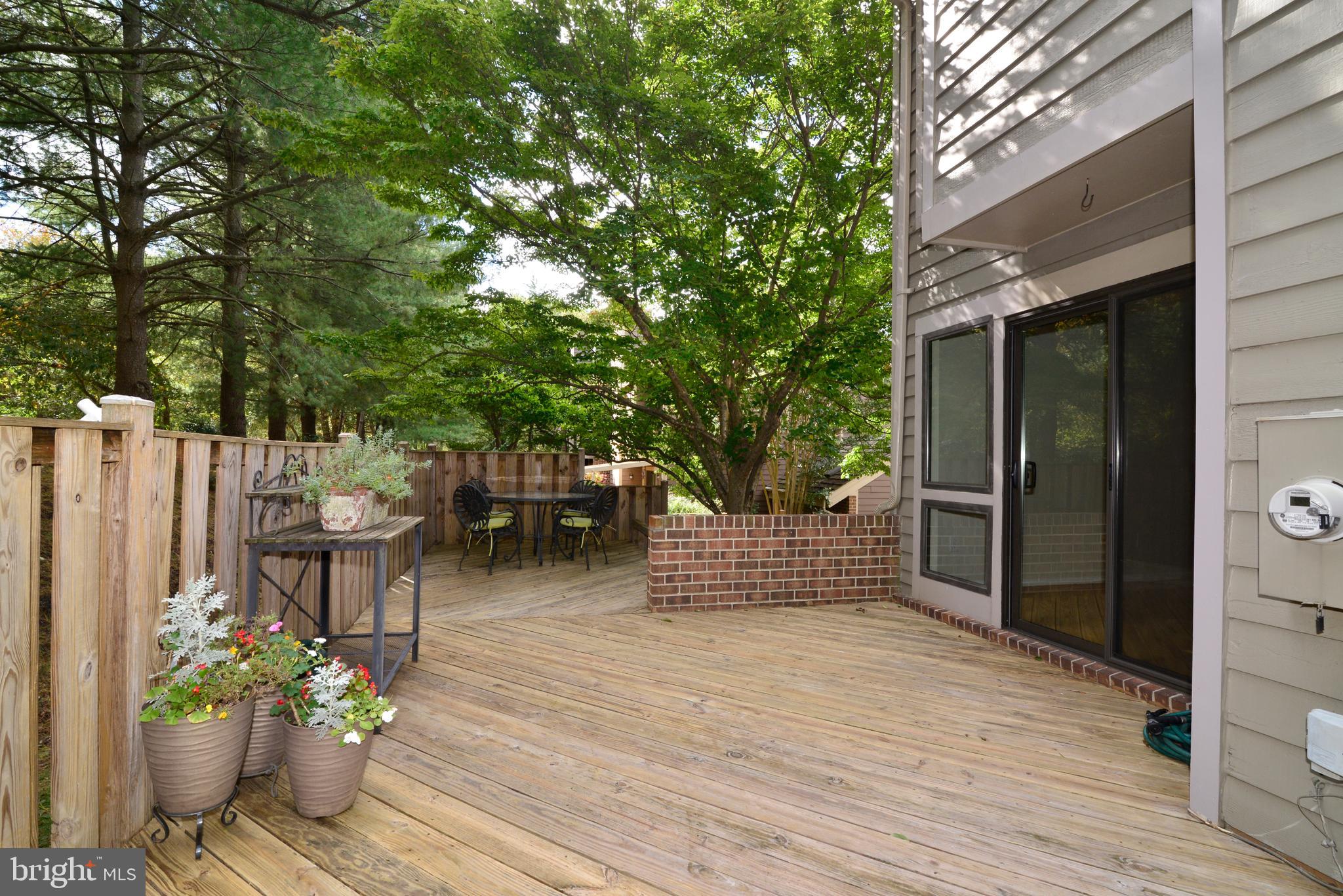 11013 Thrush Ridge Road Reston, VA 20191 - Photo 19 of 38 a garden view with a seating space