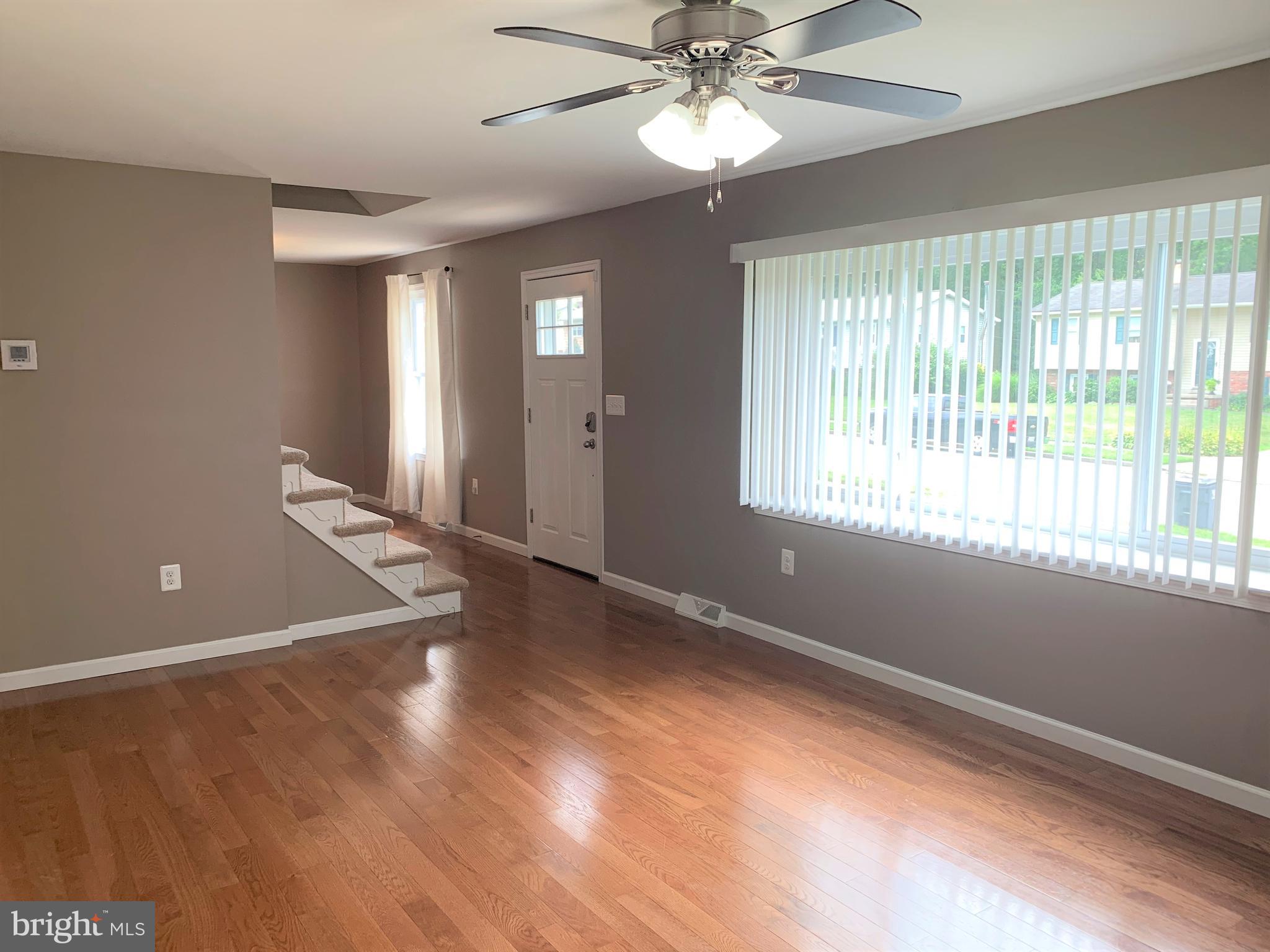 109 Doncaster Road Joppa, MD 21085 - Photo 5 of 49 Living Room