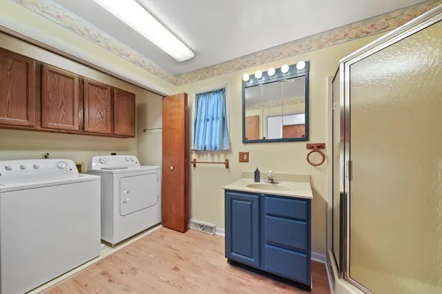 $290,000 | 912 Halstead Boulevard, Jackson, MI 49203