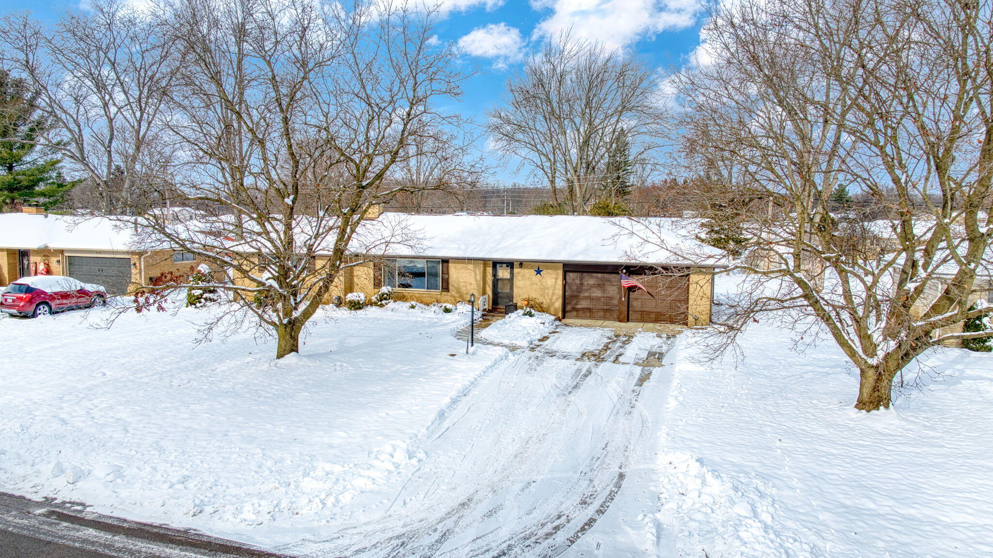 912 Halstead Boulevard Jackson, MI 49203 - Photo 2 of 39 39-web-or-mls-DJI_0704_HDR