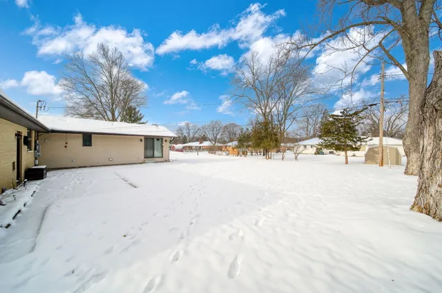 $290,000 | 912 Halstead Boulevard, Jackson, MI 49203