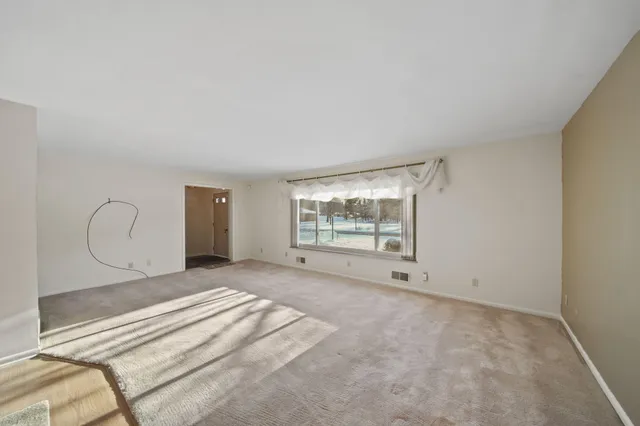 $290,000 | 912 Halstead Boulevard, Jackson, MI 49203