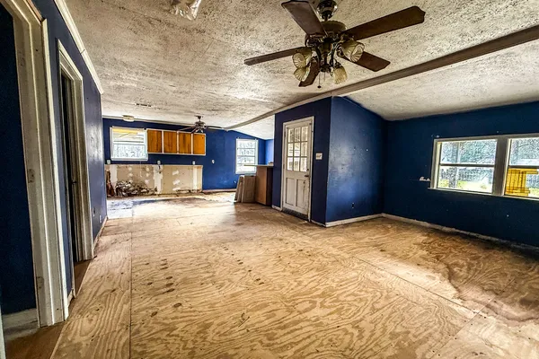 $90,000 | 326 Thomas Lane, Trinity, TX 75862