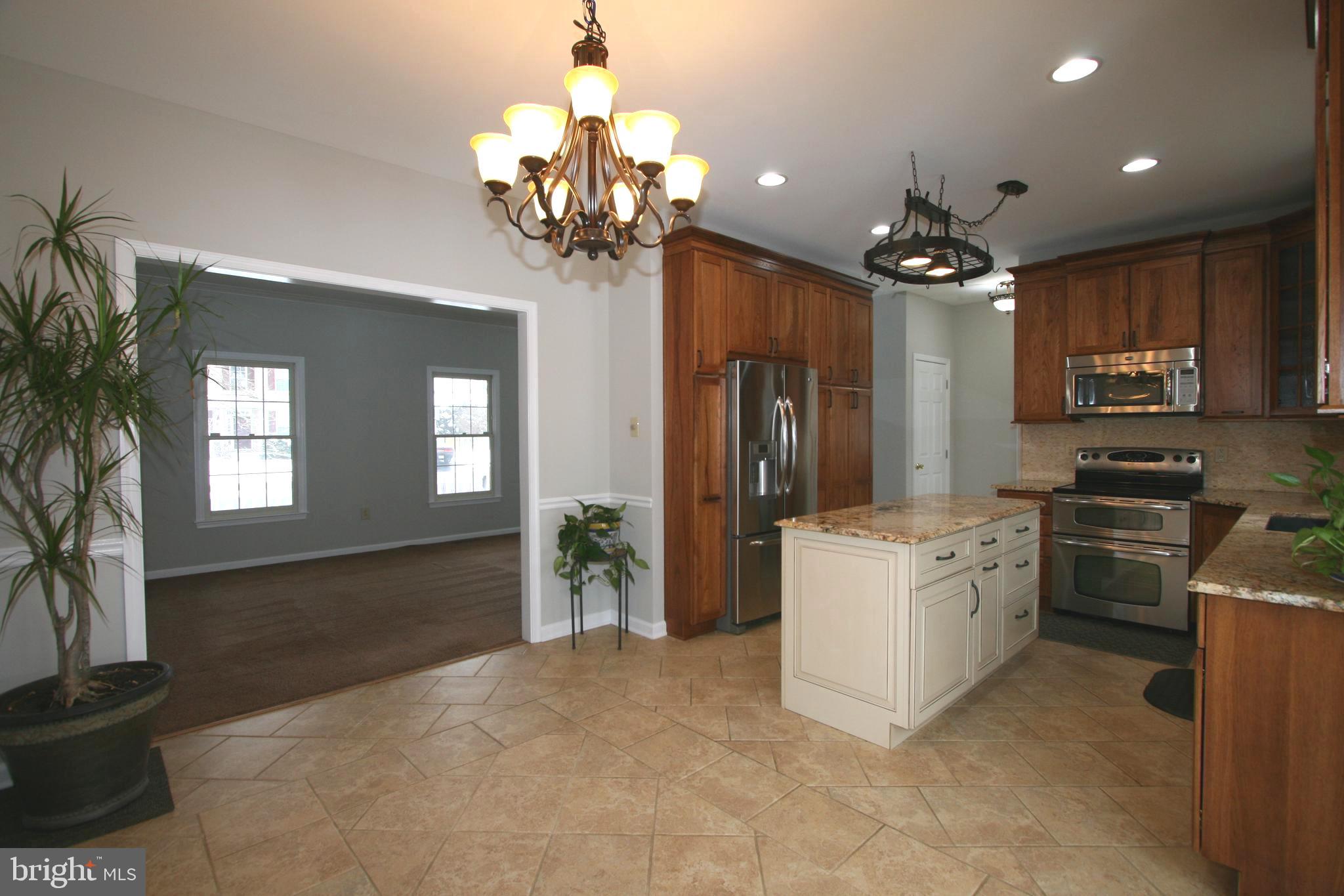 3808 Misty Hollow Point of Rocks, MD 21777 - Photo 11 of 61