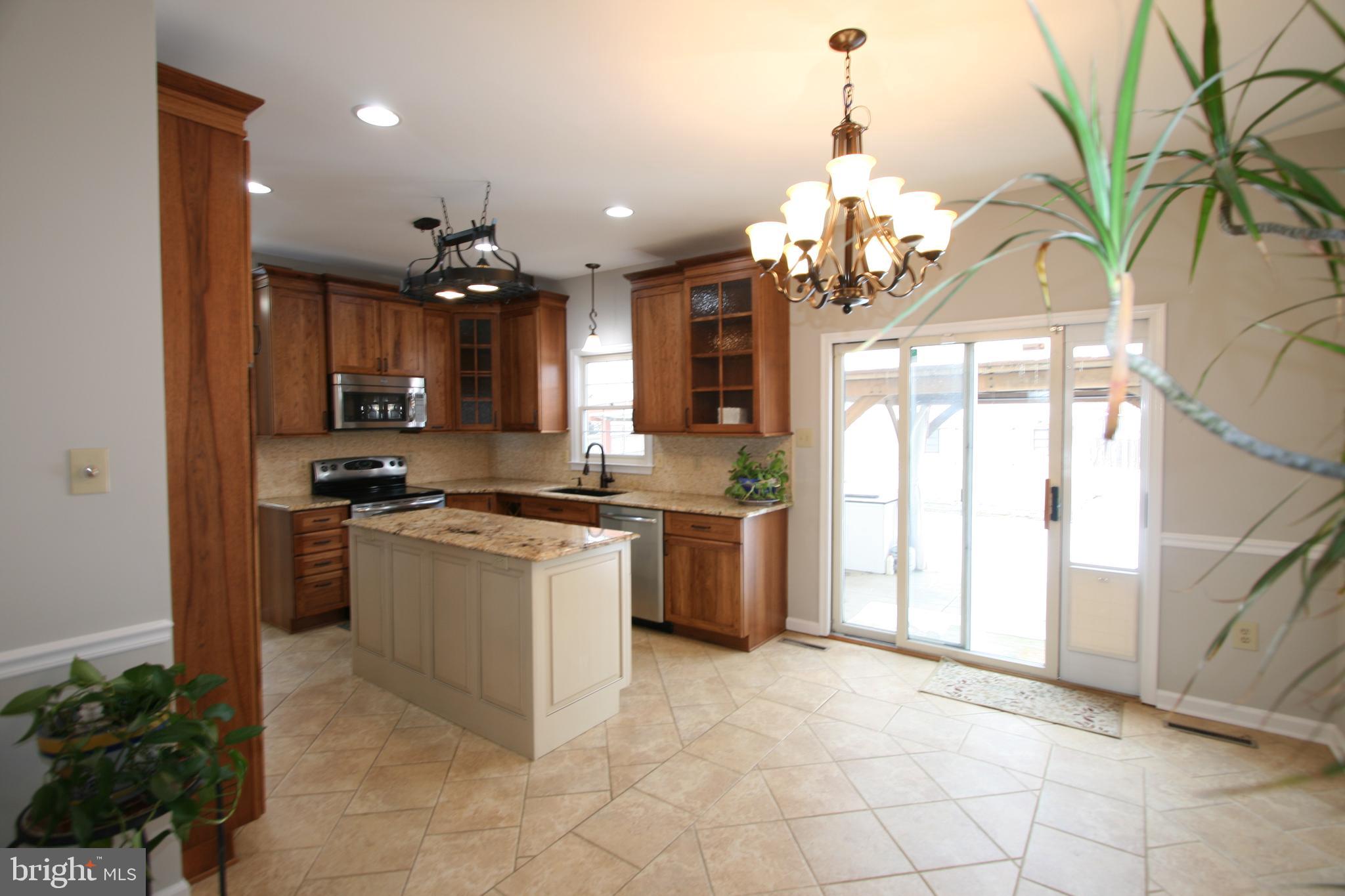 3808 Misty Hollow Point of Rocks, MD 21777 - Photo 12 of 61