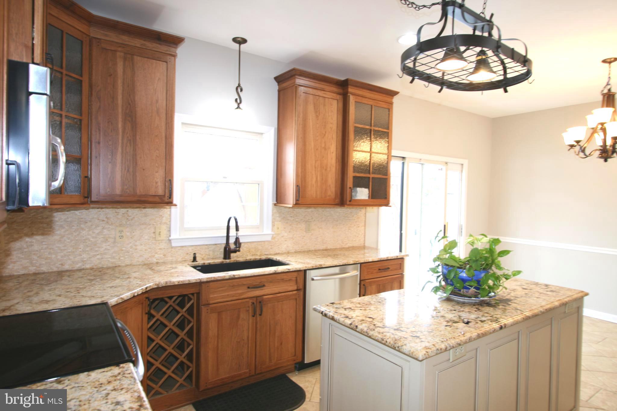 3808 Misty Hollow Point of Rocks, MD 21777 - Photo 3 of 61
