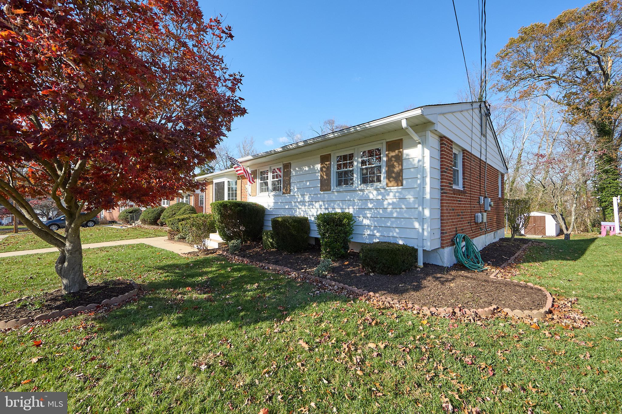 914 Quail Lane Newark, DE 19711 - Photo 27 of 27 Charming brick home with vibrant landscaping.