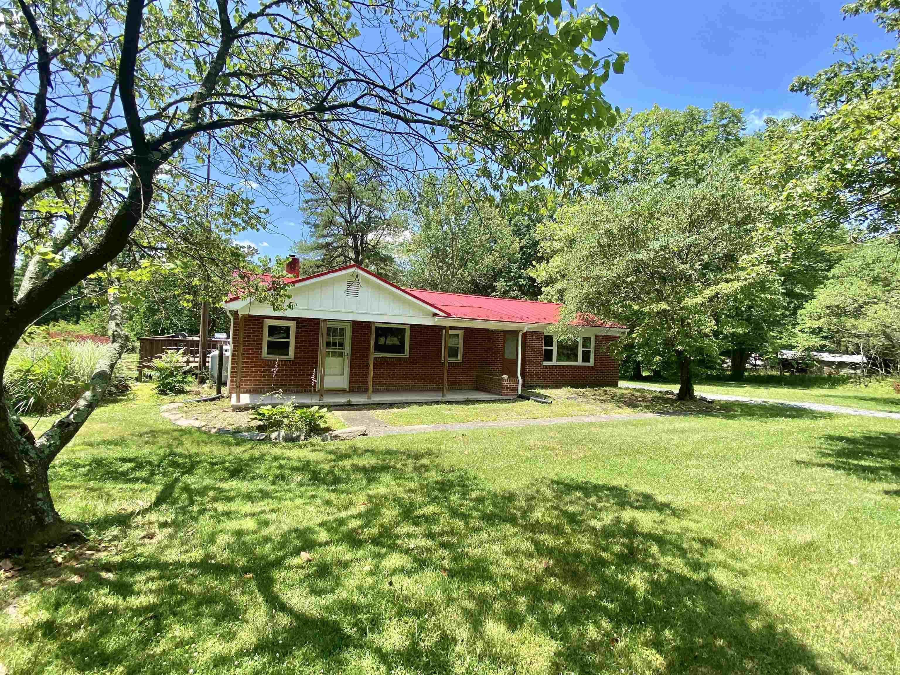465 Harriston Road Grottoes, VA 24441 - Photo 14 of 51 Gallery Image 14