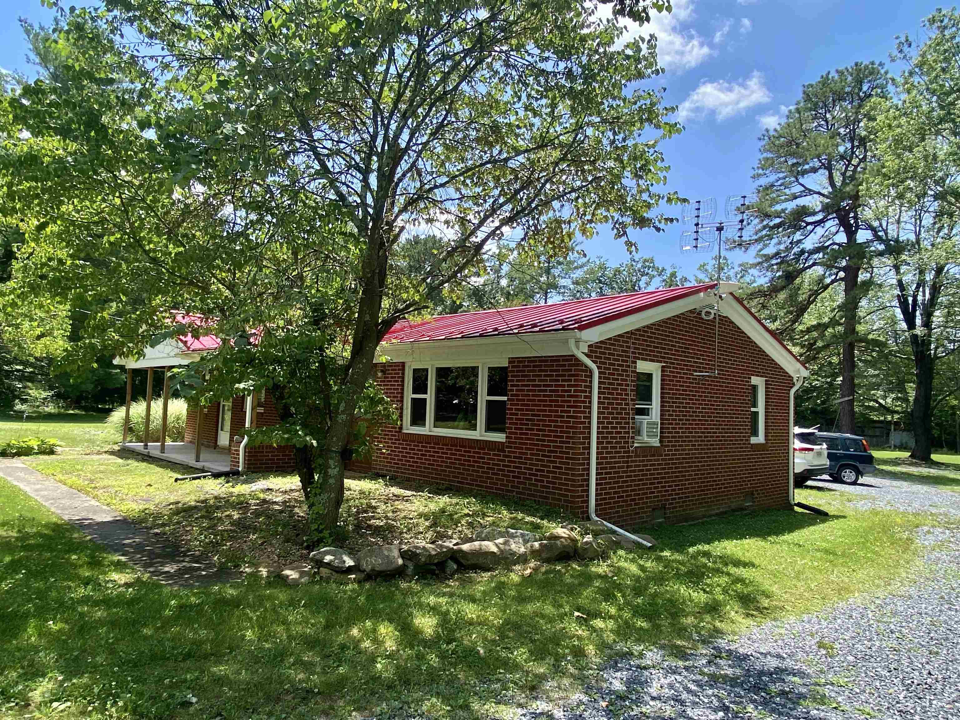465 Harriston Road Grottoes, VA 24441 - Photo 17 of 51 Gallery Image 17