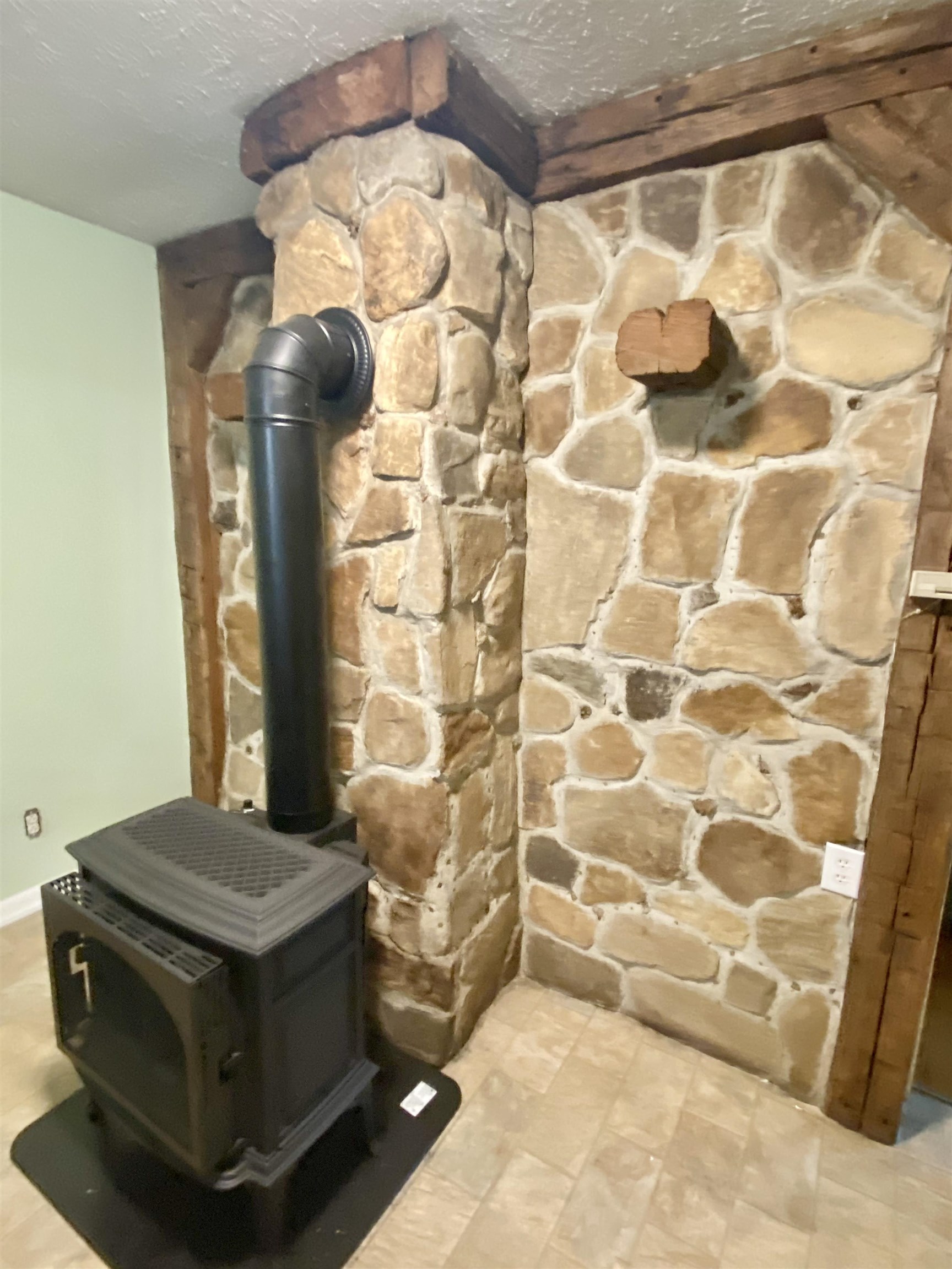 465 Harriston Road Grottoes, VA 24441 - Photo 27 of 51 Gallery Image 27