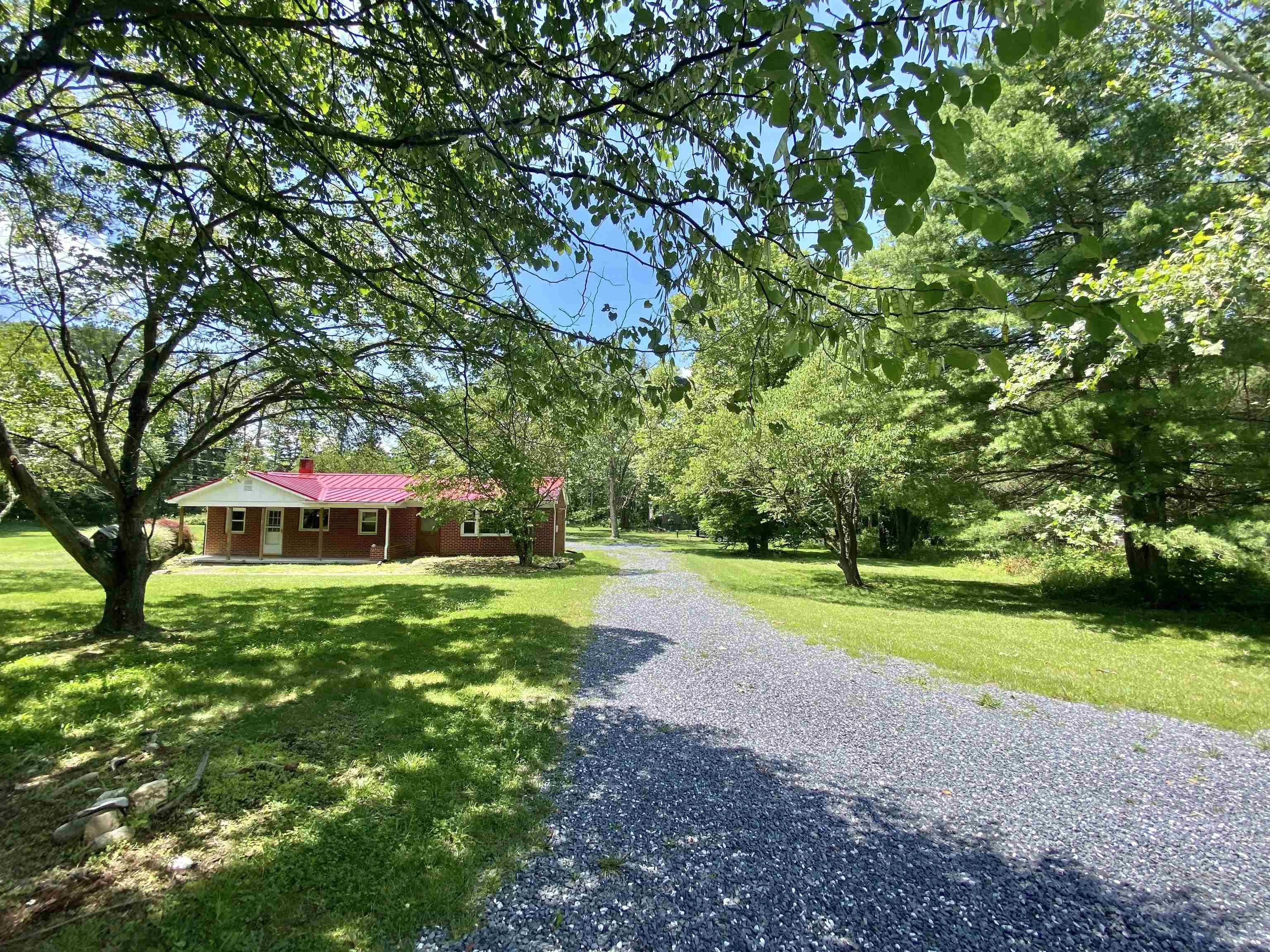 465 Harriston Road Grottoes, VA 24441 - Photo 3 of 51 Gallery Image 3