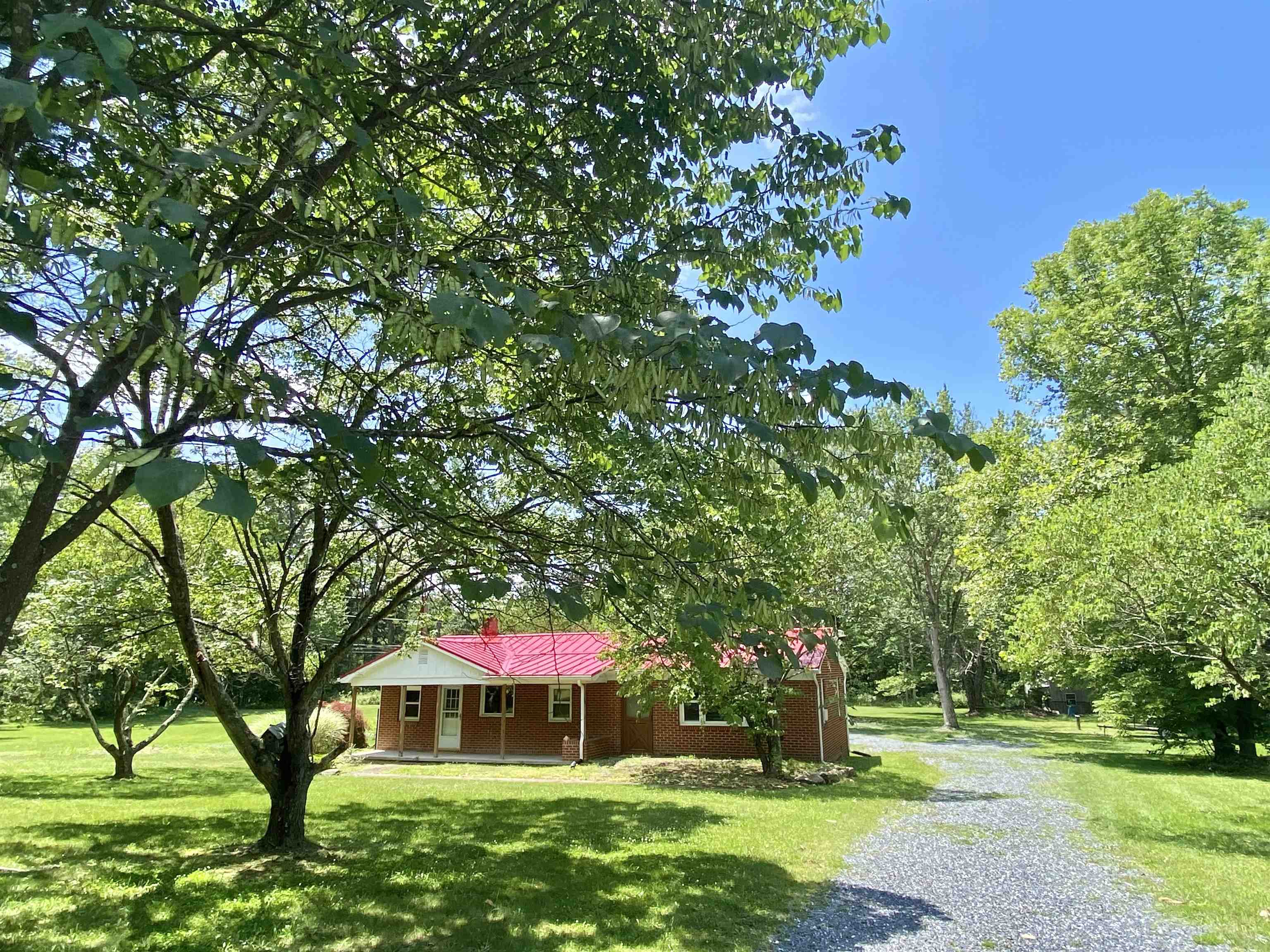 465 Harriston Road Grottoes, VA 24441 - Photo 9 of 51 Gallery Image 9