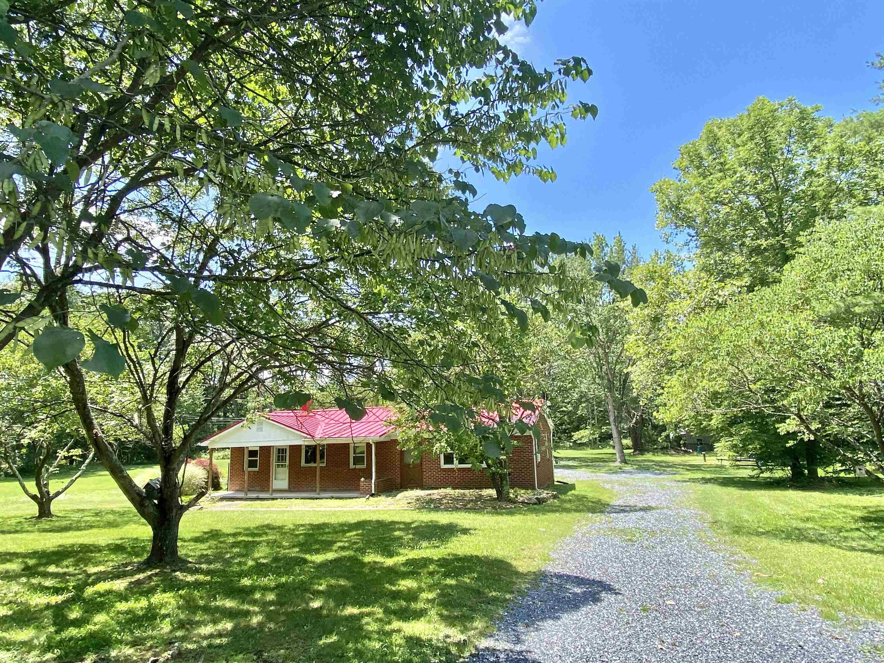 465 Harriston Road Grottoes, VA 24441 - Photo 10 of 51 Gallery Image 10