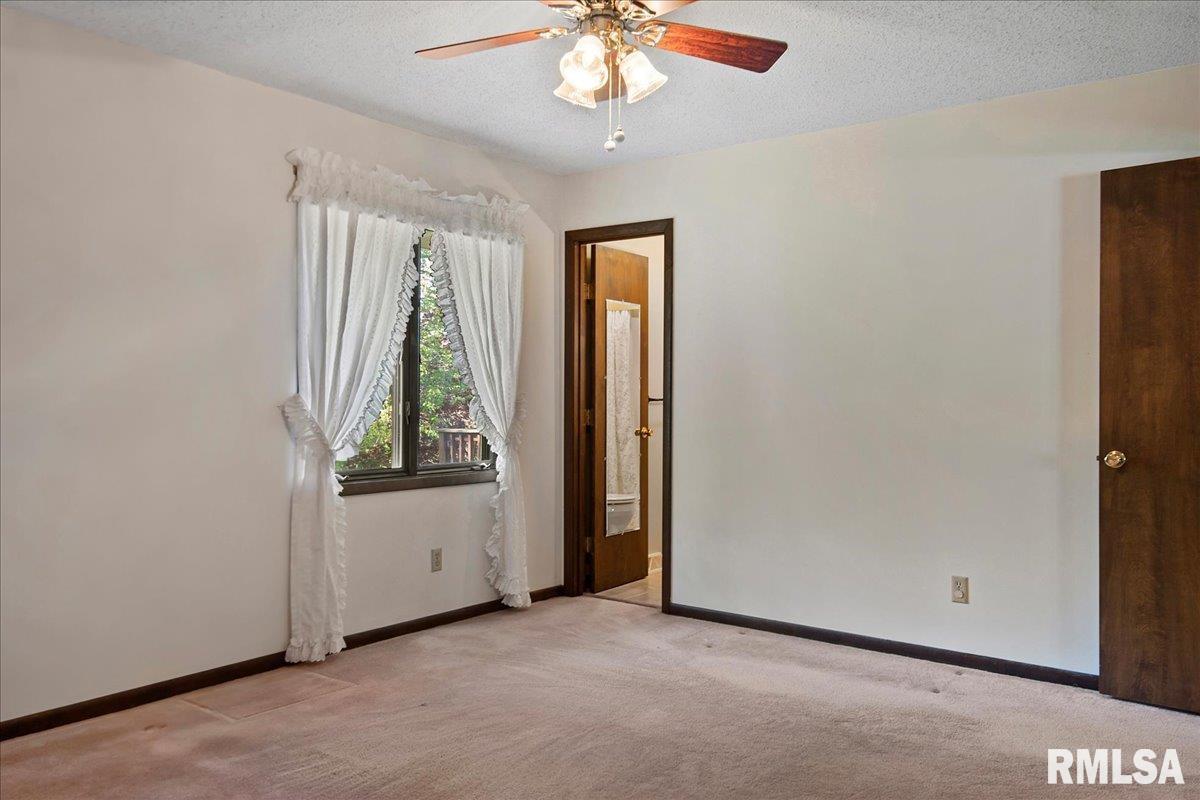 2 Settlers Lane Springfield, IL 62707 - Photo 25 of 40