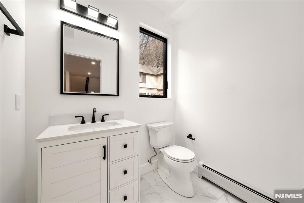 1456 River Road, Unit B Edgewater, NJ 07020 - Photo 13 of 38