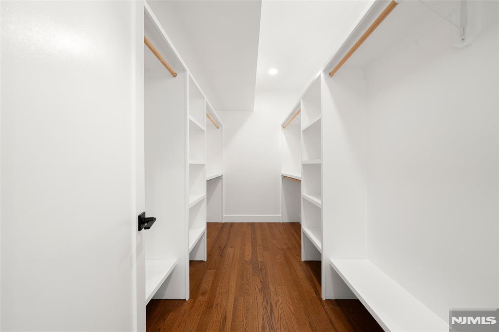 1456 River Road, Unit B Edgewater, NJ 07020 - Photo 19 of 38