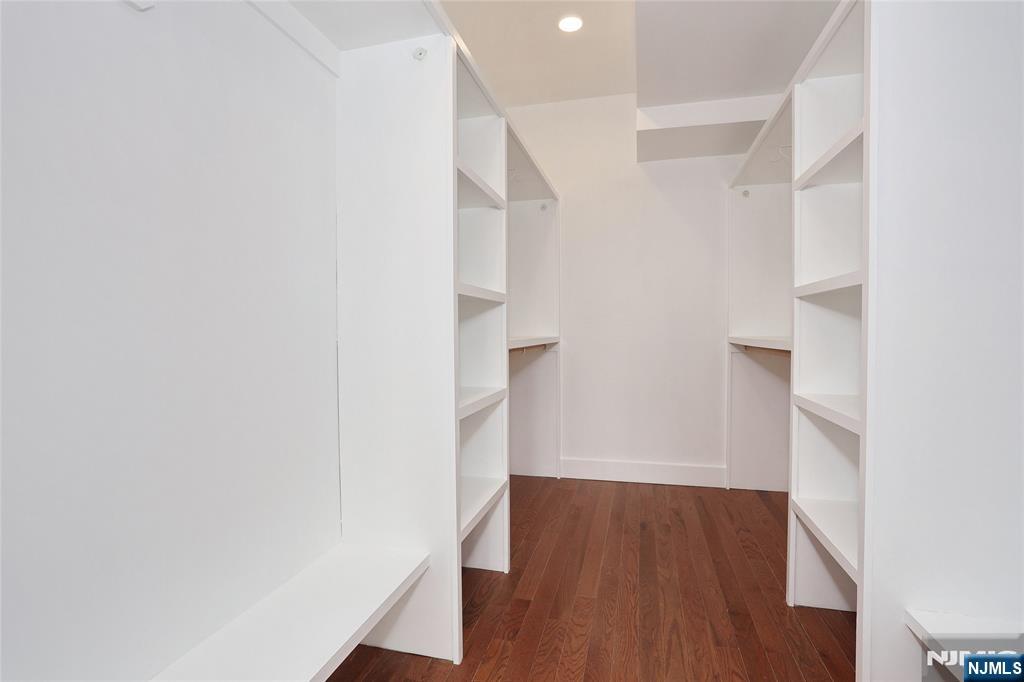 1456 River Road Edgewater, NJ 07020 - Photo 20 of 38