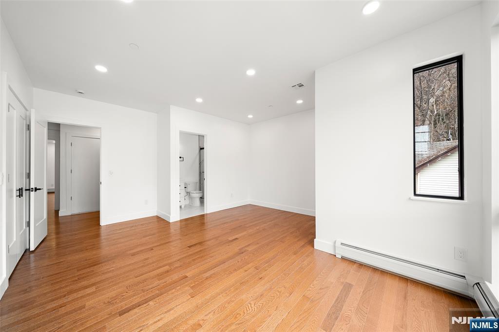 1456 River Road, Unit B Edgewater, NJ 07020 - Photo 23 of 38