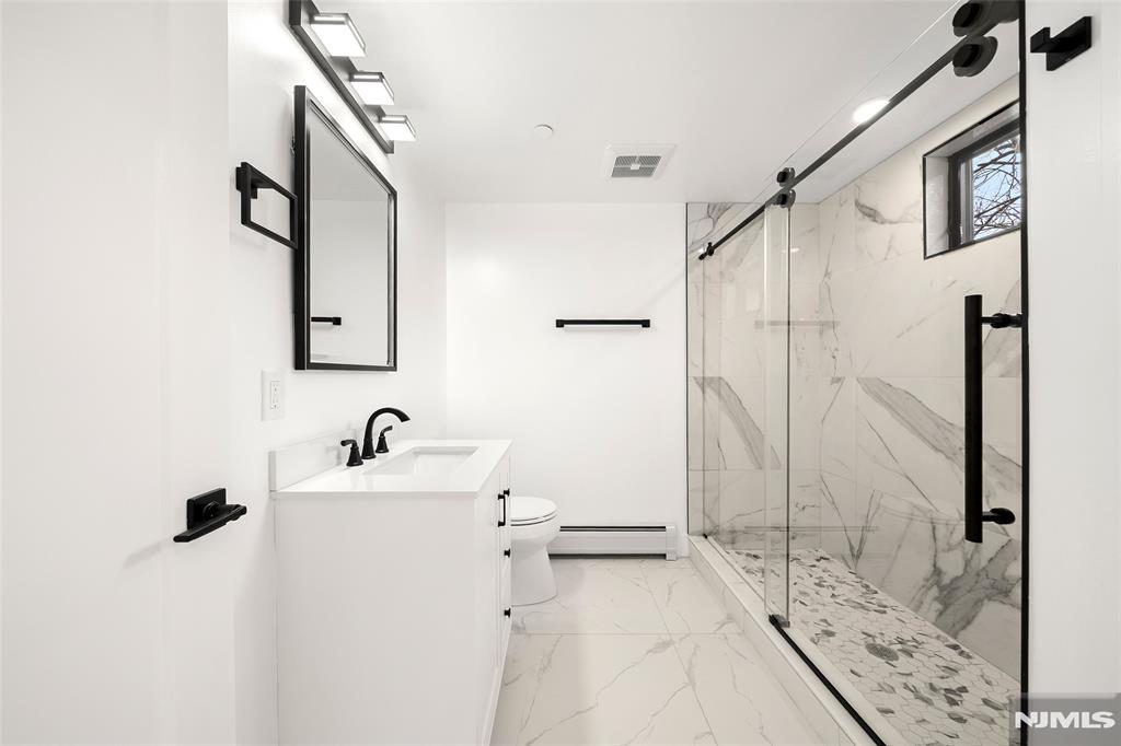 1456 River Road, Unit B Edgewater, NJ 07020 - Photo 25 of 38