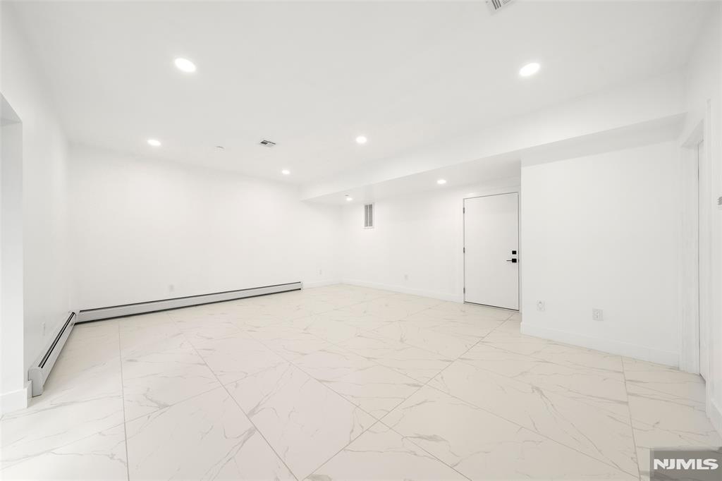 1456 River Road, Unit B Edgewater, NJ 07020 - Photo 30 of 38