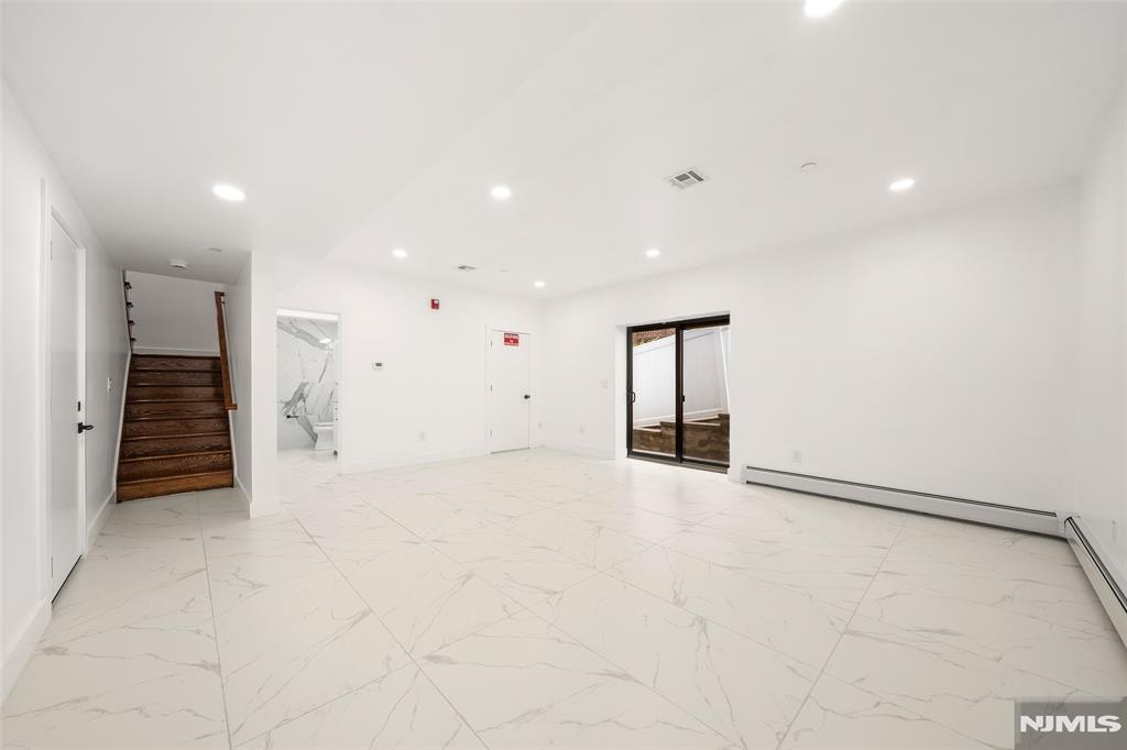 1456 River Road, Unit B Edgewater, NJ 07020 - Photo 31 of 38