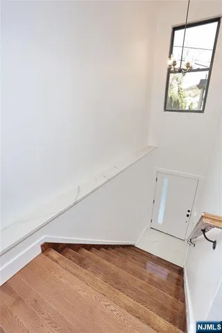 $13,500 | 1456 River Road, Edgewater, NJ 07020