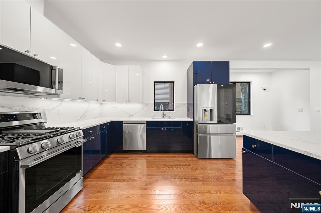 1456 River Road, Unit B Edgewater, NJ 07020 - Photo 6 of 38