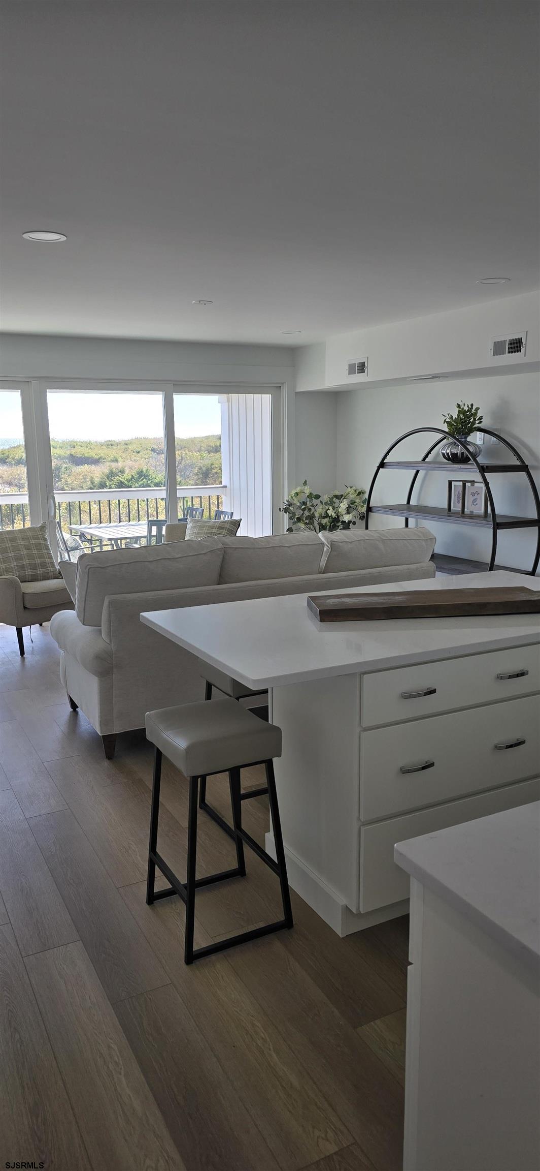 321 6th Street South, Unit 1 Brigantine, NJ 08203 - Photo 8 of 16