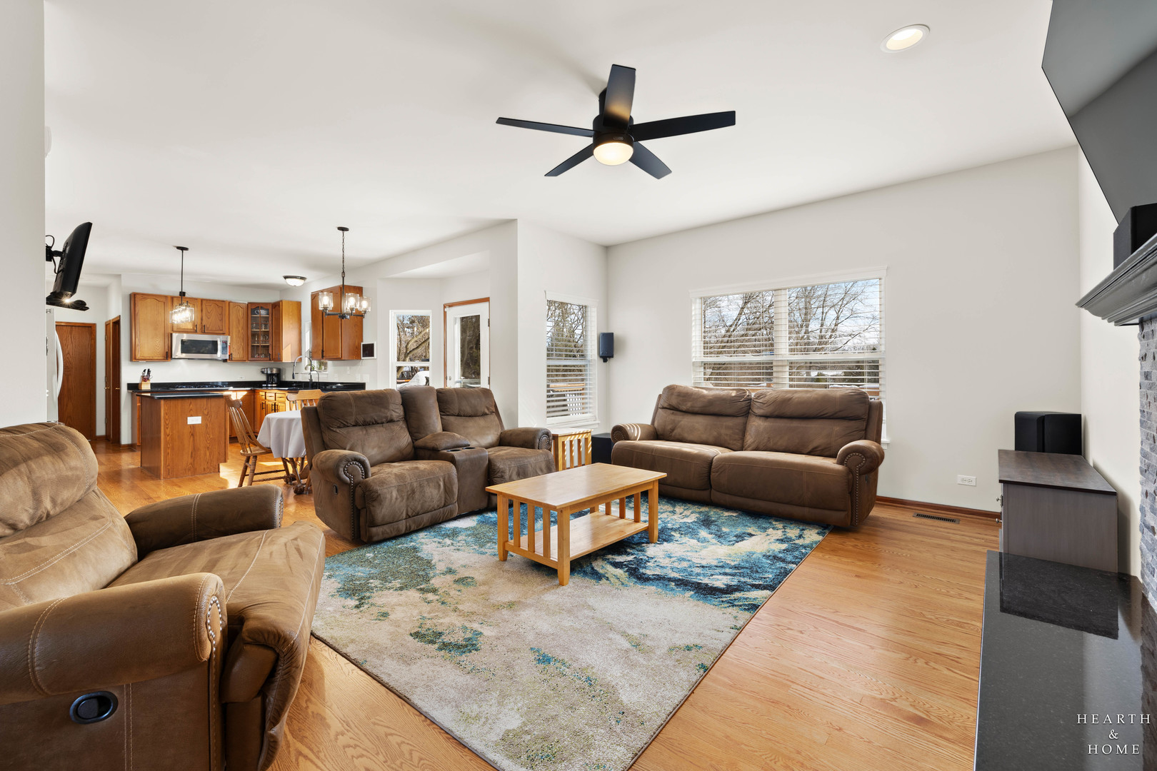 10514 Ridge Lane Marengo, IL 60152 - Photo 13 of 51 a living room with furniture kitchen view and a window
