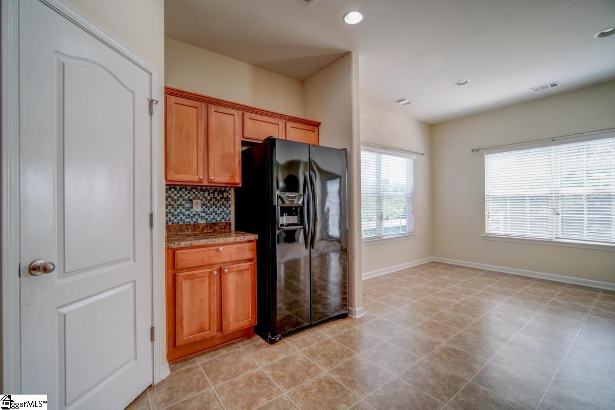 704 Center Road Taylors, SC 29687 - Photo 20 of 37