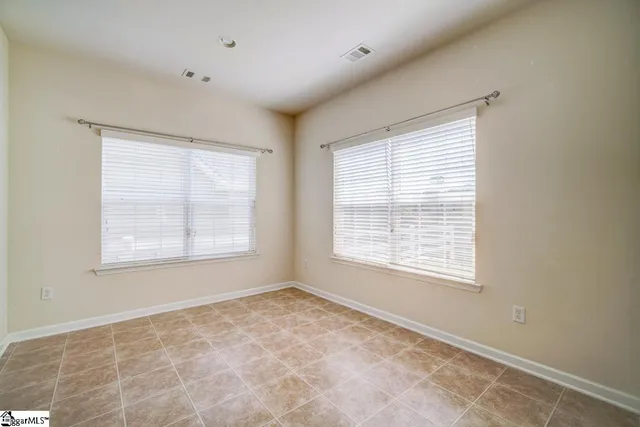 $2,100 | 704 Center Road, Taylors, SC 29687