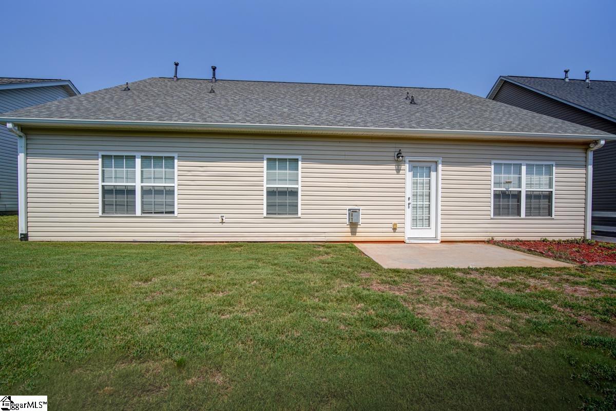 704 Center Road Taylors, SC 29687 - Photo 34 of 37