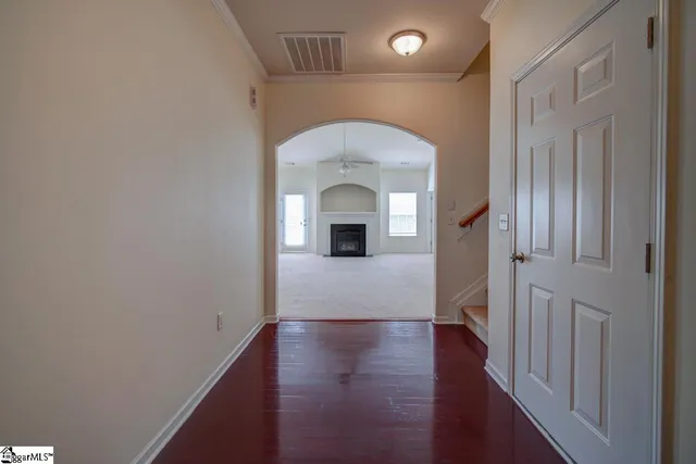 $2,100 | 704 Center Road, Taylors, SC 29687