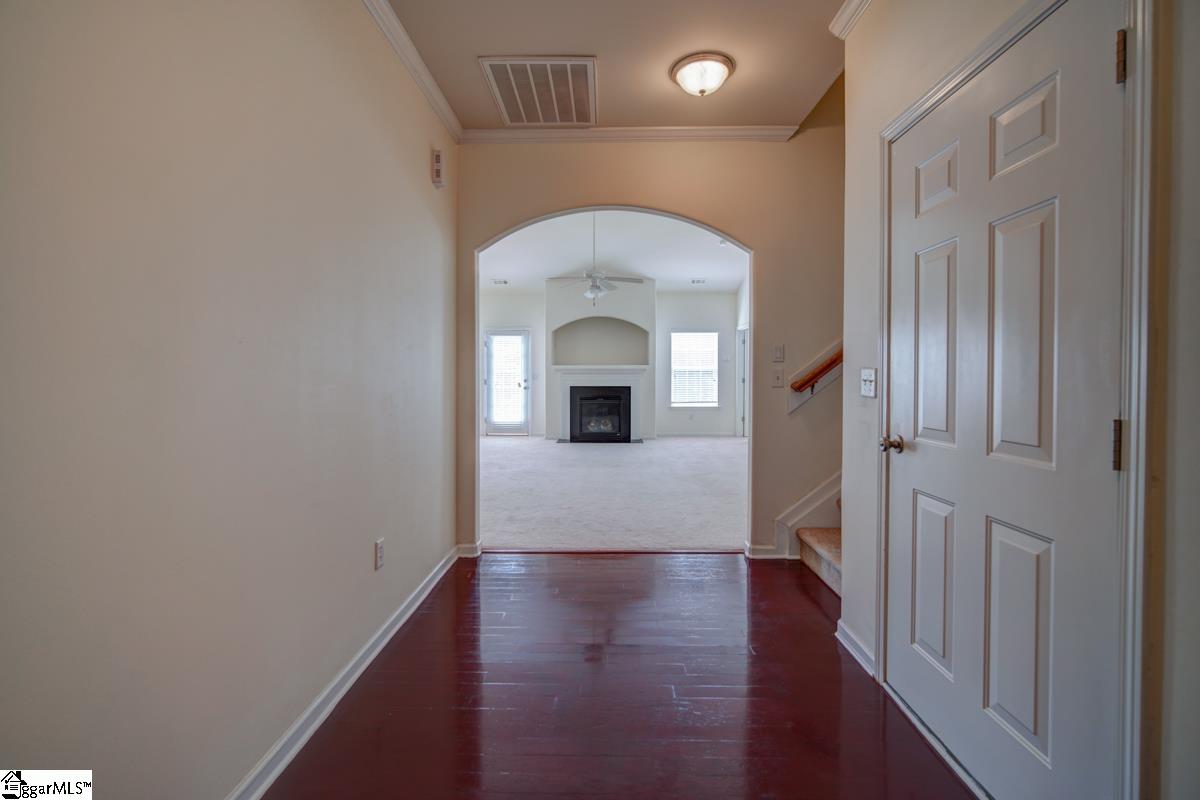 704 Center Road Taylors, SC 29687 - Photo 6 of 37