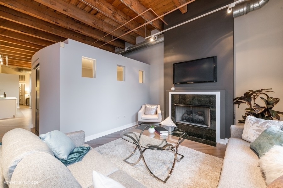 616 West Fulton Street, Unit 219 Chicago, IL 60661 - Photo 6 of 18