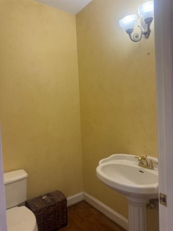 865 Morgan Valley Road Rockmart, GA 30153 - Photo 13 of 30 a bathroom with a sink and a mirror