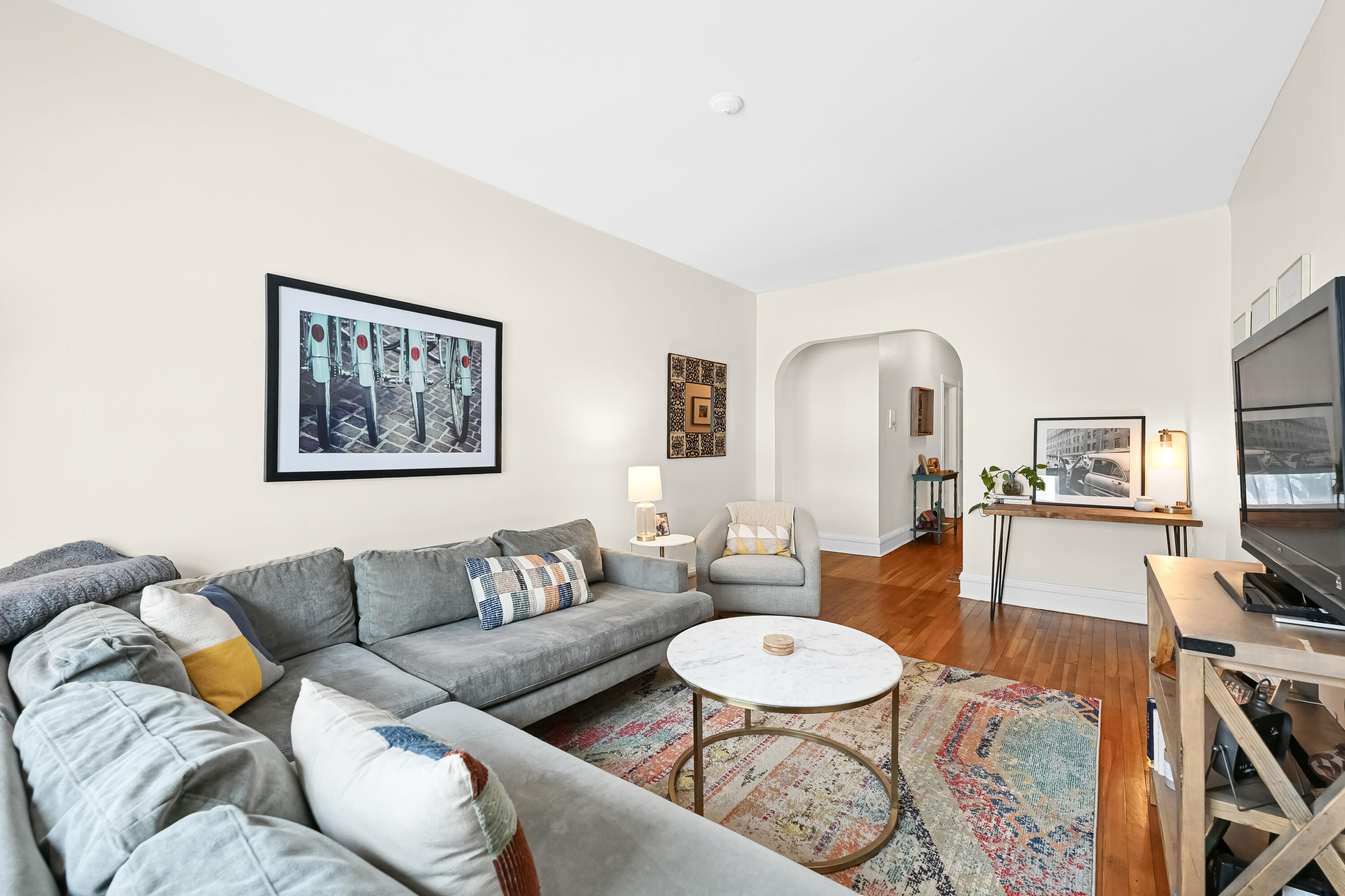 2527 North Stowell Avenue, Unit 1 Milwaukee, WI 53211 - Photo 14 of 36 Charming archways