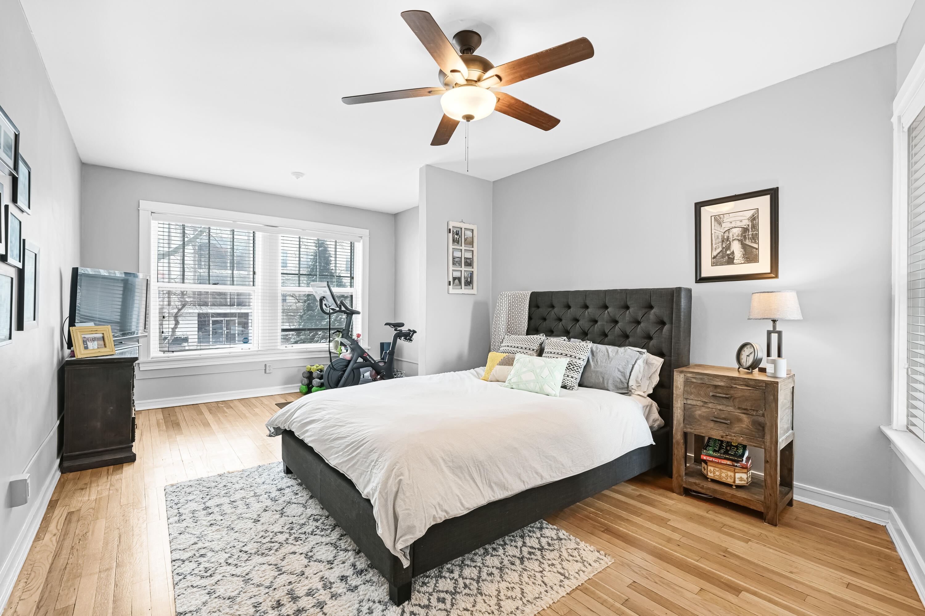 2527 North Stowell Avenue, Unit 1 Milwaukee, WI 53211 - Photo 18 of 36 Main BD w/den (was sunroom)