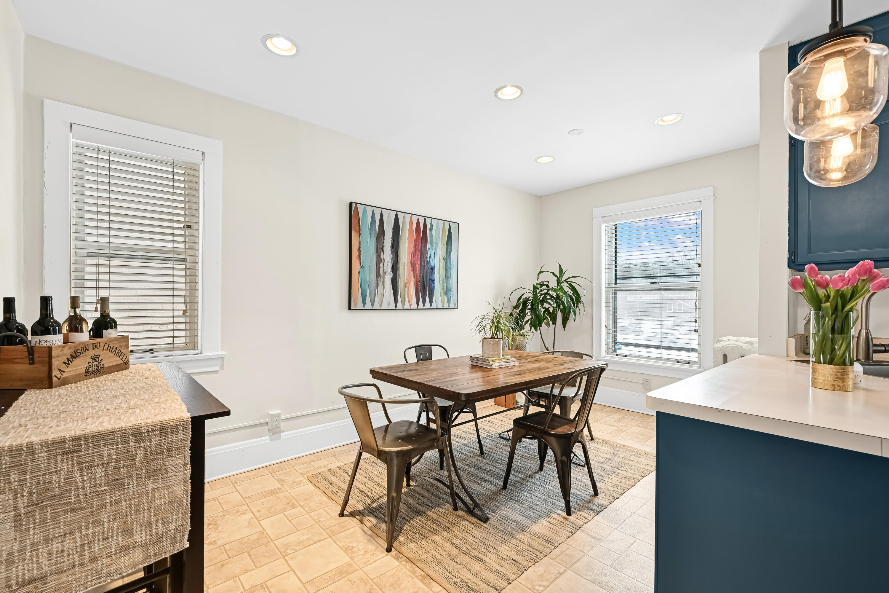 2527 North Stowell Avenue, Unit 1 Milwaukee, WI 53211 - Photo 2 of 36 Wonderfully versatile space