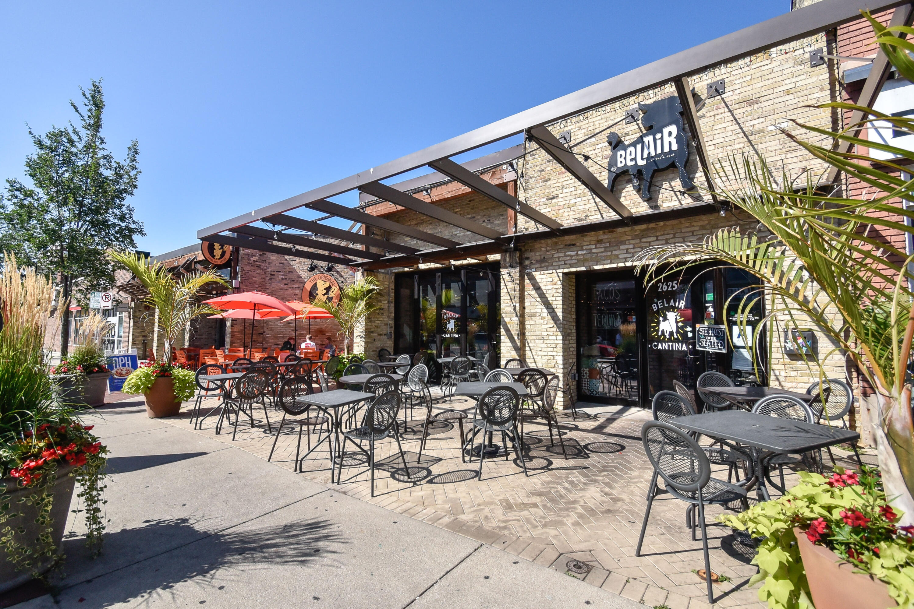 2527 North Stowell Avenue, Unit 1 Milwaukee, WI 53211 - Photo 33 of 36 DZ2533-33