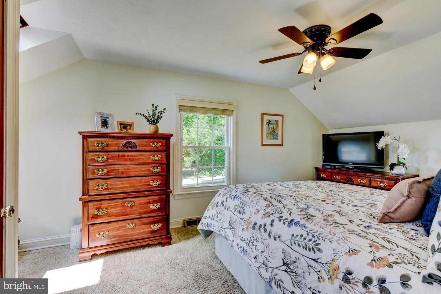 113 Prospect Avenue Hamilton, NJ 08620 - Photo 32 of 67 Bedroom 1