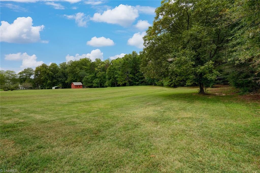 1875 Darwick Road Winston-Salem, NC 27127 - Photo 28 of 30 Gallery Image 28