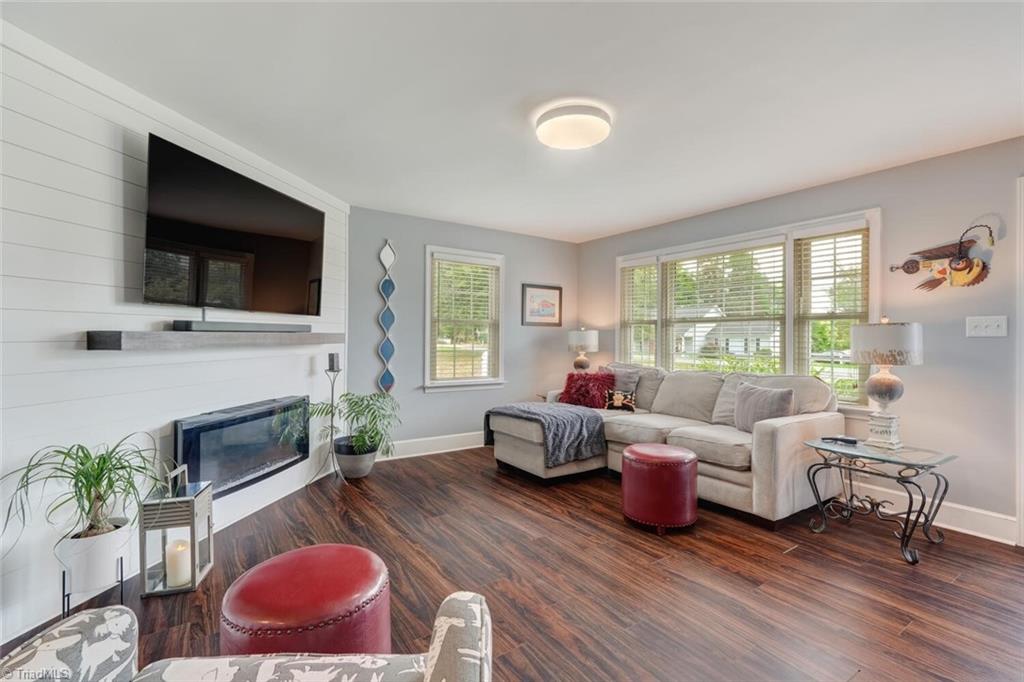1875 Darwick Road Winston-Salem, NC 27127 - Photo 6 of 30 Gallery Image 6