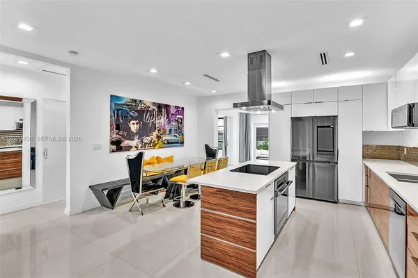 $4,500 | 1002 10th Street, Unit 1002, Miami Beach, FL 33139