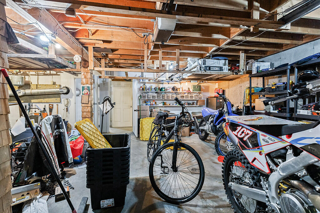 270 Ridge Road Fairfield, ME 04937 - Photo 34 of 40 Garage interior