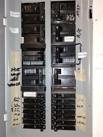 $559,900 | 2256 Colonial Boulevard West, Palm Harbor, FL 34683