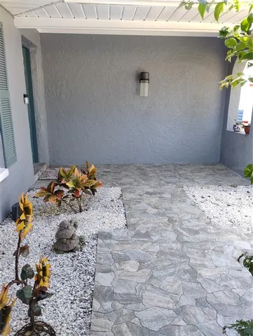 $559,900 | 2256 Colonial Boulevard West, Palm Harbor, FL 34683