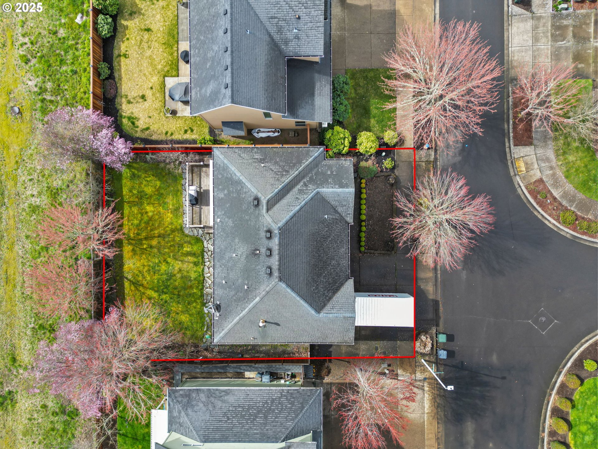 5462 Pranz Place Eugene, OR 97402 - Photo 42 of 43 an aerial view of a house with a swimming pool
