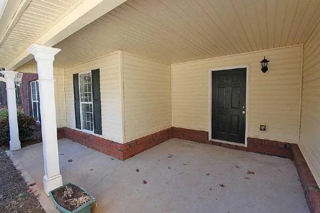 a view of an entryway